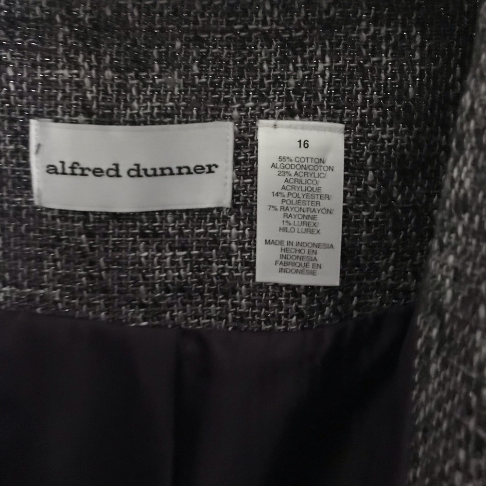 Tweed Jacket Final Clearance - image 3